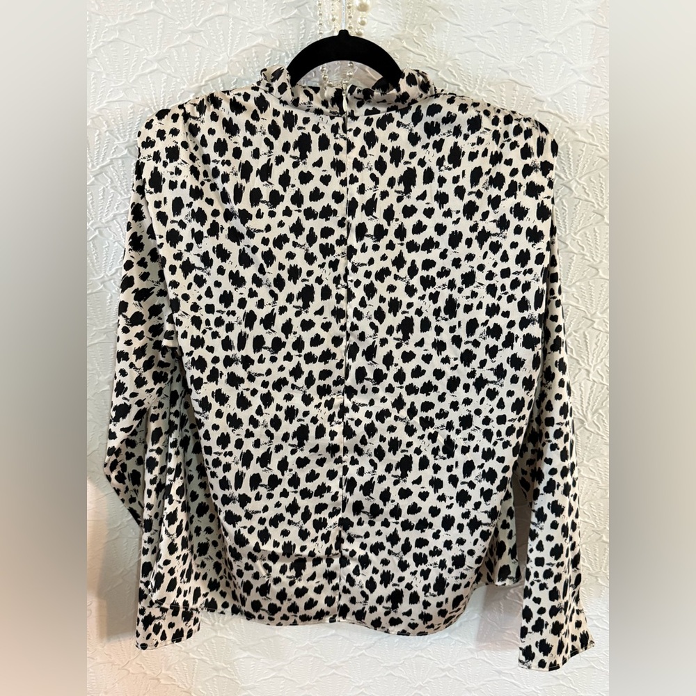 Zara Black and Cream Animal Print Top - Picture 4 of 5